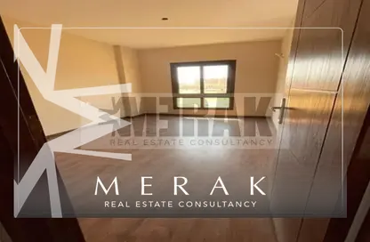 Apartment - 3 Bedrooms - 2 Bathrooms for sale in Galleria Moon Valley - South Investors Area - New Cairo City - Cairo