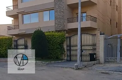 شقة - 3 غرف نوم - 3 حمامات للبيع في البنفسج 2 - البنفسج - مدينة القاهرة الجديدة - القاهرة