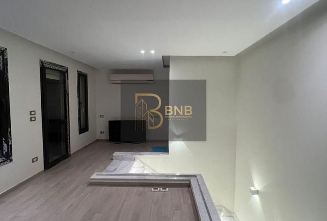 8432328 - Property Image 3