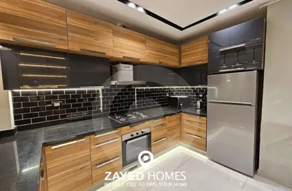 شقة - 2 غرف نوم - 3 حمامات للايجار في ذا كورت ياردز - كمبوندات الشيخ زايد - الشيخ زايد - الجيزة