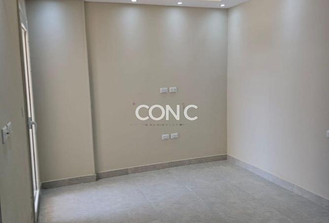 8464661 - Property Image 3