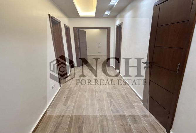 8146311 - Property Image 2