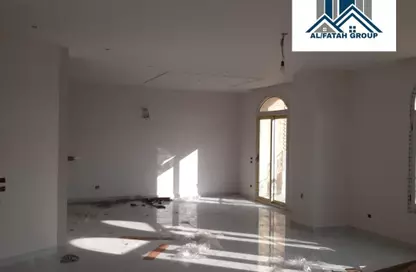 شقة - 3 غرف نوم - 2 حمامات للايجار في شارع عبد المنعم رياض - الحي السابع - مدينة العبور - القليوبية