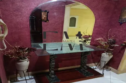 شقة - 3 غرف نوم - 2 حمامات للايجار في ميدان المحكمة - مصر الجديدة - القاهرة