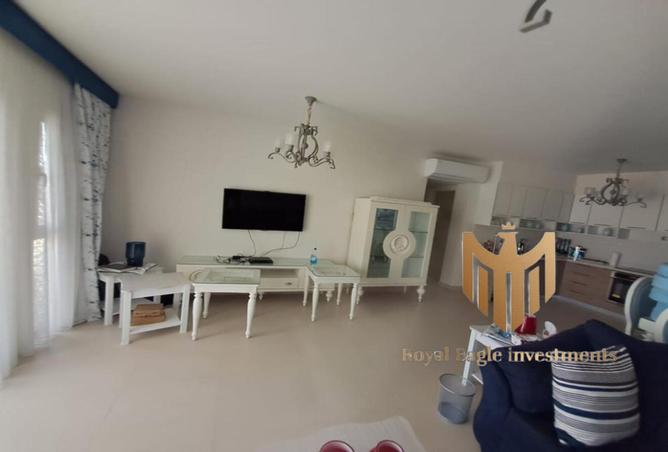 8190069 - Property Image 2