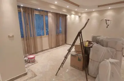 Office Space - Studio - 2 Bathrooms for rent in Fareed Semeika St. - El Hegaz Square - El Nozha - Cairo