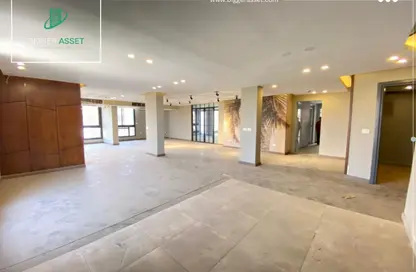 Office Space - Studio - 3 Bathrooms for rent in Street 252 - Degla - Hay El Maadi - Cairo