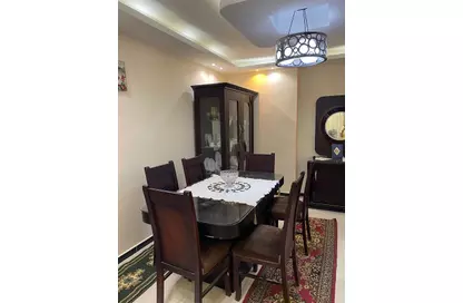 Apartment - 3 Bedrooms - 2 Bathrooms for rent in Zahraa Madinet Nasr School St. - 10th District - Nasr City - Cairo