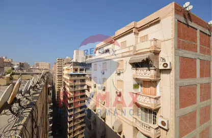 Apartment - 3 Bedrooms - 1 Bathroom for rent in Miami - Hay Awal El Montazah - Alexandria