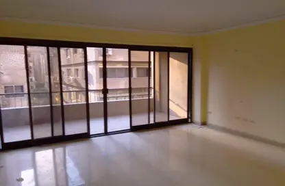 Apartment - 3 Bedrooms - 2 Bathrooms for rent in Mohandessin - Giza