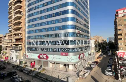 Office Space - Studio - 1 Bathroom for sale in Al Tayaran St. - Rabaa Al Adaweyah - Nasr City - Cairo