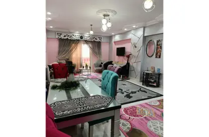 شقة - 3 غرف نوم - 2 حمامات للبيع في منتجع النخيل 1 - طريق مصر إسماعيلية الصحراوي - القاهرة