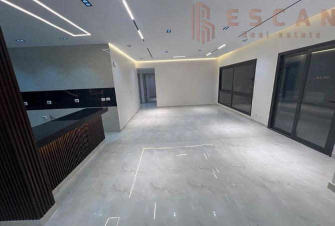 8233093 - صورة العقار 2