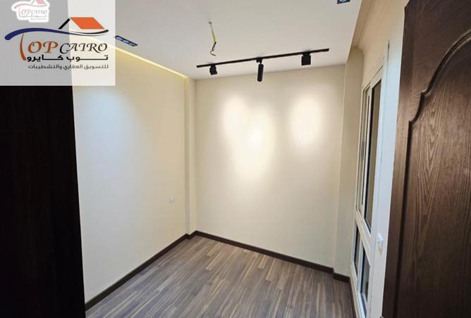 8048410 - Property Image 2