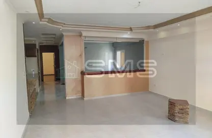 شقة - 3 غرف نوم - 1 حمام للايجار في عمارات البنفسج - البنفسج - مدينة القاهرة الجديدة - القاهرة