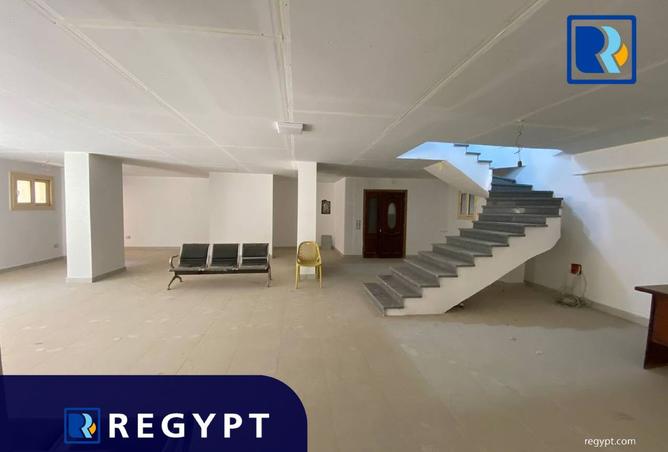 8105886 - Property Image 3