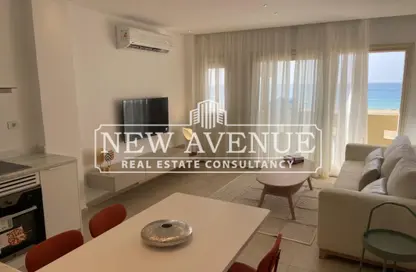 شقة - 2 غرف نوم - 2 حمامات للبيع في إمارتس هايتس - قسم الضبعة - الساحل الشمالي