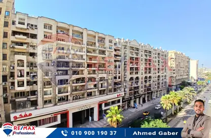Apartment - 3 Bedrooms - 2 Bathrooms for sale in Mohamed Fawzy Moaz St. - Smouha - Hay Sharq - Alexandria