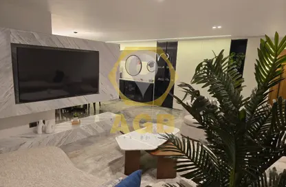 Apartment - 3 Bedrooms - 2 Bathrooms for sale in Omar Ibn Al Khattab St. - Almazah - Heliopolis - Masr El Gedida - Cairo