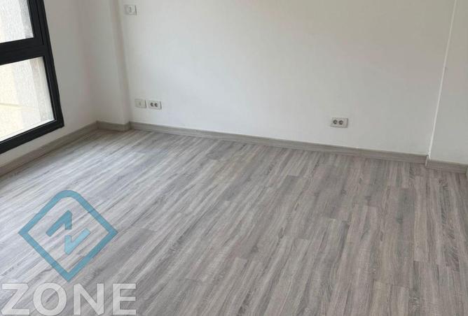 8249429 - صورة العقار 2