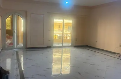 Apartment - 3 Bedrooms - 2 Bathrooms for rent in Hayati Residence - North Investors Area - New Cairo City - Cairo
