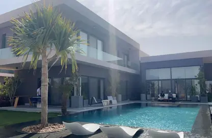 Villa - 4 Bedrooms - 4 Bathrooms for sale in Swan Lake West - 6 October Compounds - 6 October City - Giza