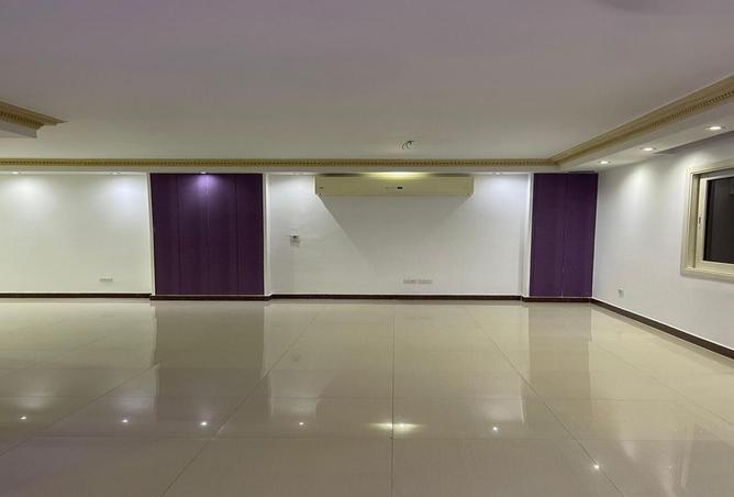 8018784 - Property Image 2