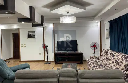 Apartment - 2 Bedrooms - 1 Bathroom for sale in El Narges Buildings - Al Narges - New Cairo City - Cairo