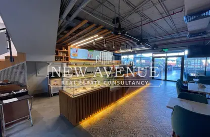 محل - استوديو - 1 حمام للبيع في فى90 - شارع التسعين الشمالي - التجمع الخامس - مدينة القاهرة الجديدة - القاهرة