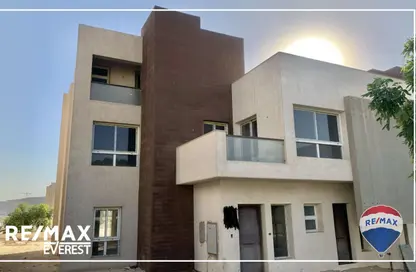 Townhouse - 5 Bedrooms - 5 Bathrooms for sale in Pyramids Hills - Cairo Alexandria Desert Road - 6 October City - Giza