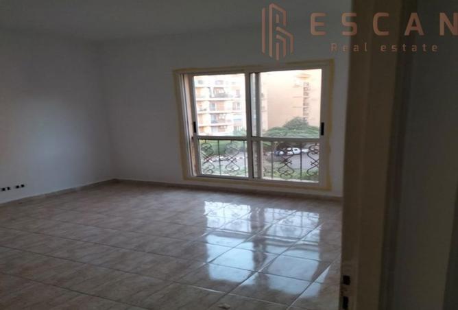 8258007 - Property Image 2