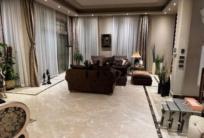 8233045 - صورة العقار 3