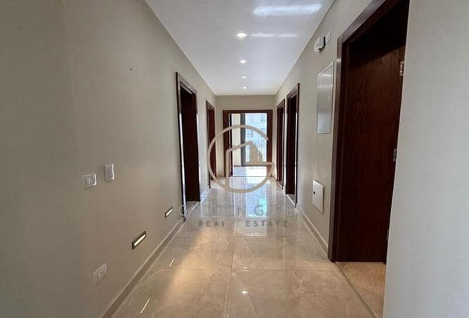 8182782 - Property Image 2