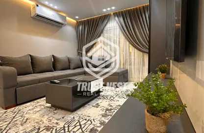 Apartment - 2 Bedrooms - 1 Bathroom for rent in Al Rehab - New Cairo City - Cairo