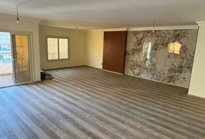 7916428 - Property Main Image