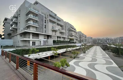 Apartment - 2 Bedrooms - 2 Bathrooms for sale in Mountain View iCity - 5th Settlement Compounds - The 5th Settlement - New Cairo City - Cairo