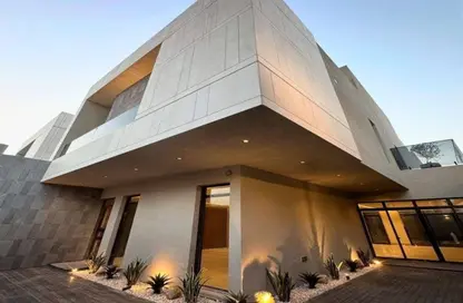 Villa - 4 Bedrooms - 3 Bathrooms for sale in Badya Palm Hills - 6 October Compounds - 6 October City - Giza
