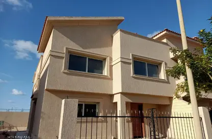 Villa - 4 Bedrooms - 4 Bathrooms for sale in Alex West - Alexandria Compounds - Alexandria