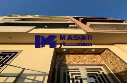 Apartment - 3 Bedrooms - 3 Bathrooms for sale in South Lotus - El Lotus - New Cairo City - Cairo