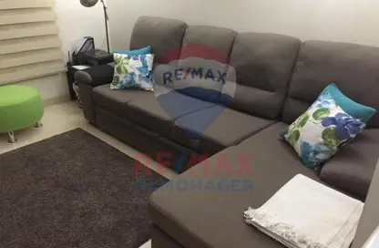 شقة - غرفة نوم - 2 حمامات للايجار في ذا فيلدج - المستثمرين الجنوبية - مدينة القاهرة الجديدة - القاهرة