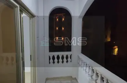 Apartment - 2 Bedrooms - 1 Bathroom for rent in Abou El Houl - New Cairo City - Cairo