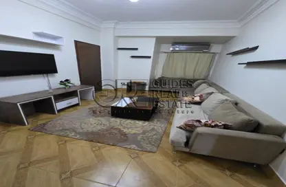شقة - غرفة نوم - 1 حمام للايجار في شارع سيد البكري - الزمالك - القاهرة