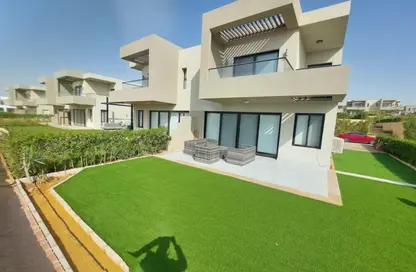 Villa - 4 Bedrooms - 5 Bathrooms for sale in Azha - Al Ain Al Sokhna - Suez