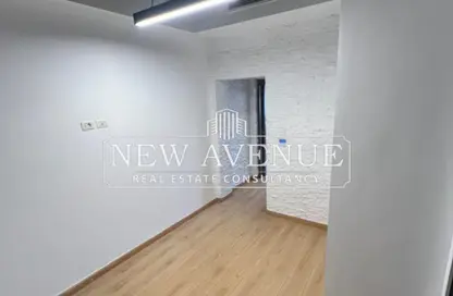 عيادة - استوديو - 1 حمام للايجار في اليجانتري - الحي الاول - التجمع الخامس - مدينة القاهرة الجديدة - القاهرة