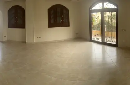 Apartment - 3 Bedrooms - 2 Bathrooms for sale in Al Narges 2 - Al Narges - New Cairo City - Cairo