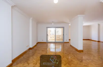 Apartment - 3 Bedrooms - 3 Bathrooms for rent in Abdelhamid Al Abady St. - Roushdy - Hay Sharq - Alexandria