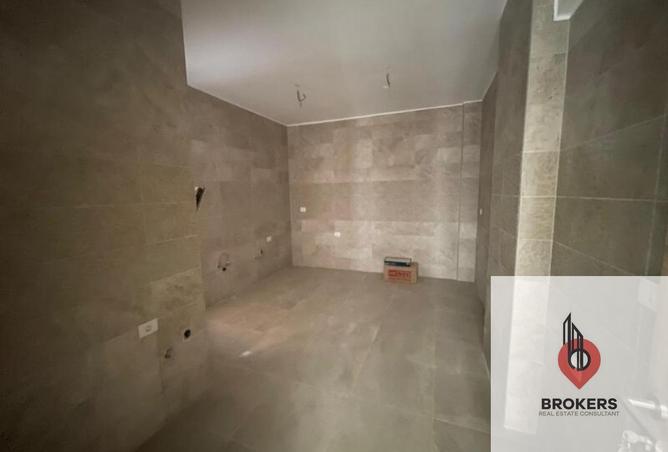 8124777 - Property Image 2