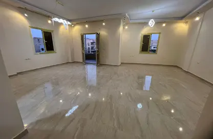 Apartment - 3 Bedrooms - 3 Bathrooms for rent in El Yasmeen 1 - El Yasmeen - New Cairo City - Cairo