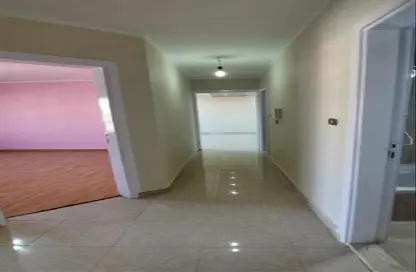 Office Space - Studio - 1 Bathroom for rent in Nasr City - Cairo