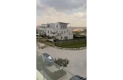 فيلا - 4 غرف نوم - 4 حمامات للبيع في كمبوند البروج - كمبوندات الشروق - مدينة الشروق - القاهرة